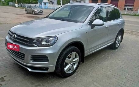 Volkswagen Touareg III, 2014 год, 2 790 000 рублей, 3 фотография