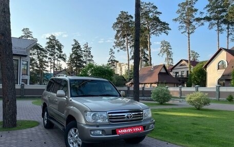 Toyota Land Cruiser 100 рестайлинг 2, 2007 год, 2 600 000 рублей, 5 фотография