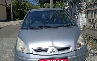 Mitsubishi Colt VI рестайлинг, 2003 год, 415 000 рублей, 1 фотография