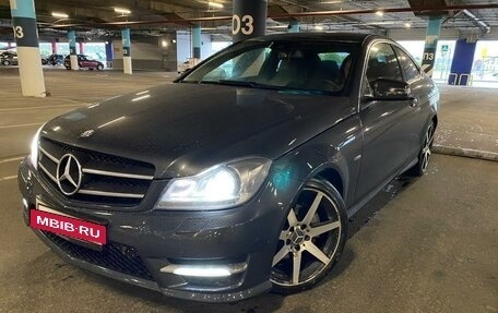 Mercedes-Benz C-Класс, 2011 год, 1 520 000 рублей, 3 фотография