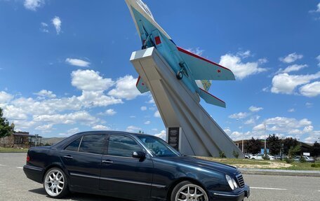 Mercedes-Benz E-Класс, 1999 год, 870 000 рублей, 4 фотография