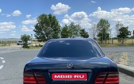 Mercedes-Benz E-Класс, 1999 год, 870 000 рублей, 6 фотография