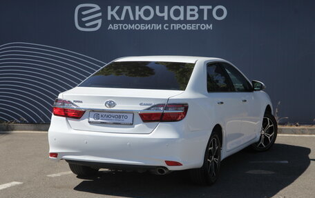 Toyota Camry, 2015 год, 1 890 000 рублей, 2 фотография