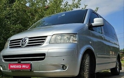 Volkswagen Multivan T5, 2004 год, 1 235 000 рублей, 1 фотография