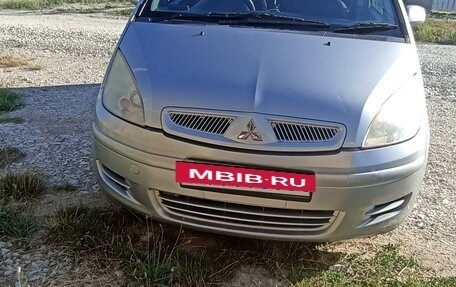 Mitsubishi Colt VI рестайлинг, 2003 год, 415 000 рублей, 2 фотография