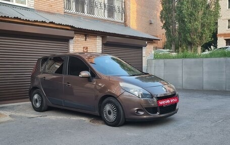 Renault Scenic III, 2010 год, 860 000 рублей, 2 фотография