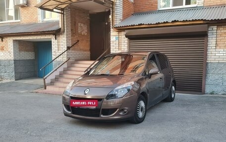 Renault Scenic III, 2010 год, 860 000 рублей, 8 фотография