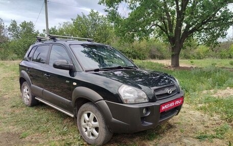 Hyundai Tucson III, 2005 год, 830 000 рублей, 2 фотография