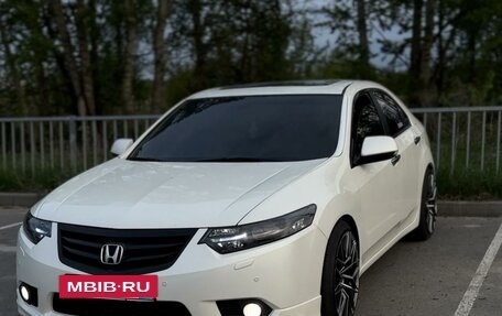 Honda Accord VIII рестайлинг, 2011 год, 2 000 000 рублей, 3 фотография