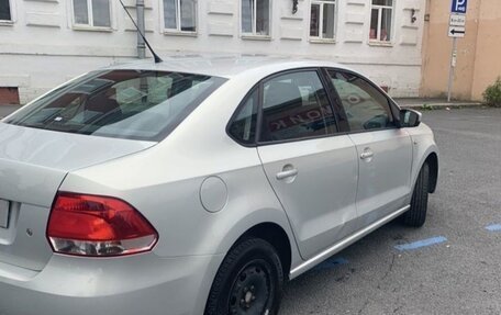 Volkswagen Polo VI (EU Market), 2012 год, 550 000 рублей, 2 фотография