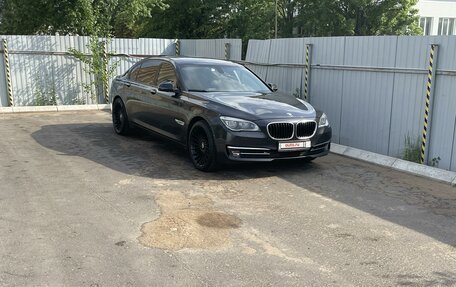 BMW 7 серия, 2013 год, 2 700 000 рублей, 4 фотография