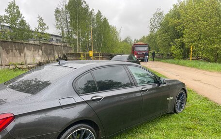 BMW 7 серия, 2013 год, 2 700 000 рублей, 8 фотография