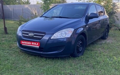 KIA cee'd I рестайлинг, 2008 год, 690 000 рублей, 2 фотография