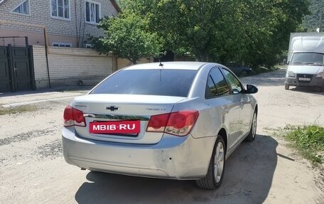 Chevrolet Cruze II, 2011 год, 820 000 рублей, 3 фотография