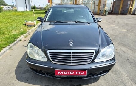 Mercedes-Benz S-Класс, 2004 год, 2 100 000 рублей, 1 фотография