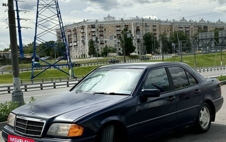 Mercedes-Benz C-Класс, 1996 год, 300 000 рублей, 3 фотография