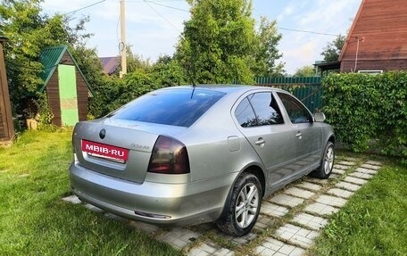 Skoda Octavia, 2011 год, 1 100 000 рублей, 2 фотография