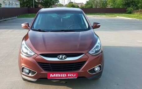 Hyundai ix35 I рестайлинг, 2014 год, 1 580 000 рублей, 2 фотография