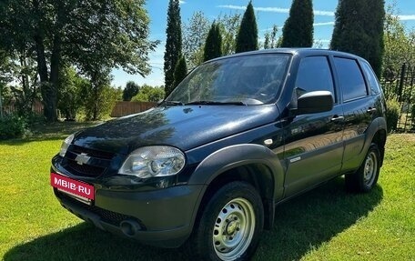 Chevrolet Niva I рестайлинг, 2014 год, 620 000 рублей, 2 фотография