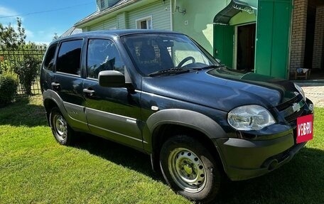 Chevrolet Niva I рестайлинг, 2014 год, 620 000 рублей, 4 фотография