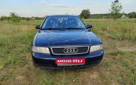 Audi A4, 1996 год, 400 000 рублей, 2 фотография