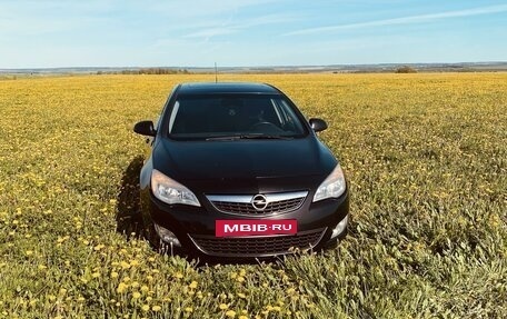 Opel Astra J, 2011 год, 820 000 рублей, 3 фотография