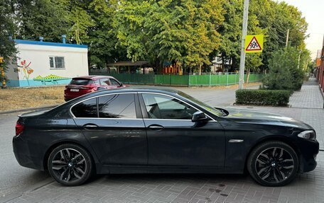 BMW 5 серия, 2011 год, 1 950 000 рублей, 3 фотография