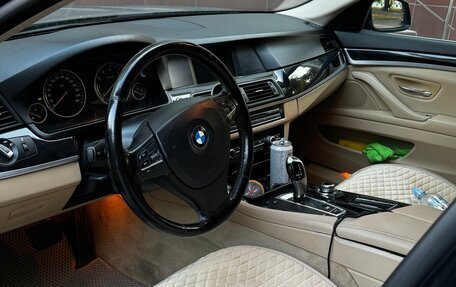 BMW 5 серия, 2011 год, 1 950 000 рублей, 5 фотография