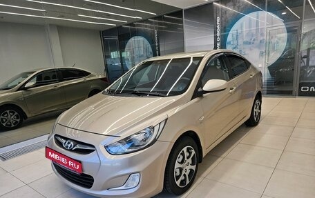 Hyundai Solaris II рестайлинг, 2012 год, 807 000 рублей, 1 фотография