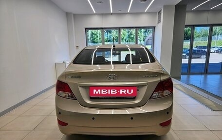 Hyundai Solaris II рестайлинг, 2012 год, 807 000 рублей, 5 фотография