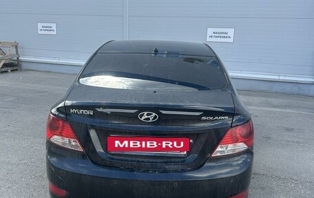 Hyundai Solaris II рестайлинг, 2011 год, 615 000 рублей, 4 фотография