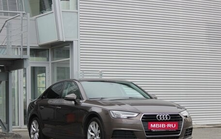 Audi A4, 2017 год, 2 340 000 рублей, 2 фотография