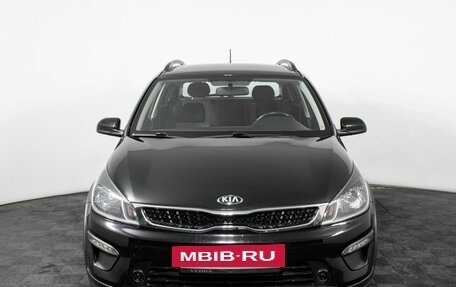 KIA Rio IV, 2018 год, 1 640 000 рублей, 2 фотография