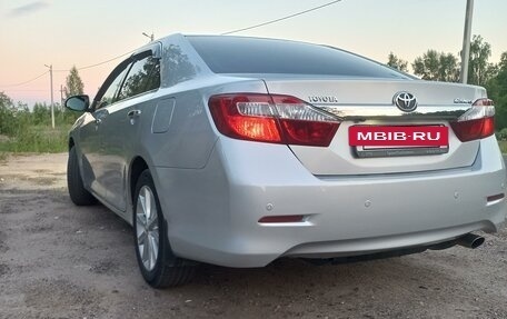 Toyota Camry, 2013 год, 2 300 000 рублей, 4 фотография