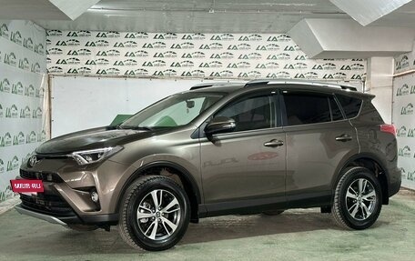 Toyota RAV4, 2017 год, 2 798 000 рублей, 18 фотография