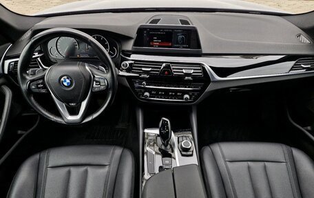 BMW 5 серия, 2019 год, 3 850 000 рублей, 10 фотография