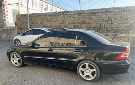 Mercedes-Benz C-Класс, 2003 год, 750 000 рублей, 4 фотография