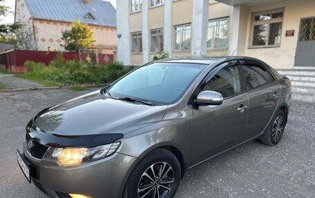 KIA Cerato III, 2009 год, 850 000 рублей, 2 фотография