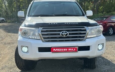 Toyota Land Cruiser 200, 2011 год, 3 100 000 рублей, 2 фотография