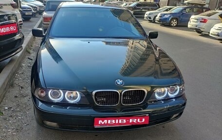 BMW 5 серия, 1999 год, 560 000 рублей, 1 фотография