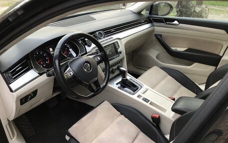 Volkswagen Passat B8 рестайлинг, 2016 год, 1 850 000 рублей, 7 фотография