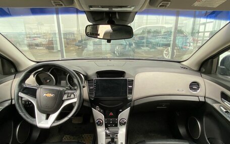 Chevrolet Cruze II, 2011 год, 715 000 рублей, 8 фотография