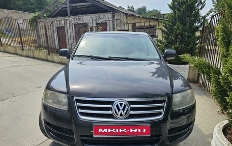 Volkswagen Touareg III, 2006 год, 600 000 рублей, 1 фотография