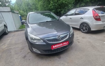 Opel Astra J, 2010 год, 600 000 рублей, 1 фотография