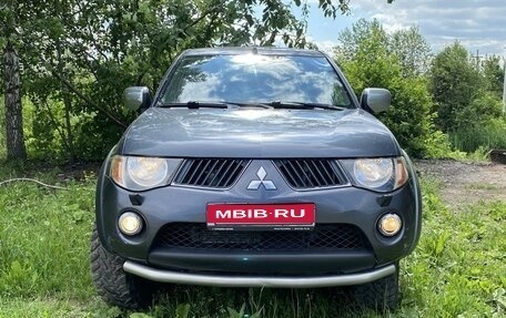 Mitsubishi L200 IV рестайлинг, 2008 год, 1 100 000 рублей, 1 фотография