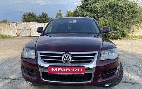 Volkswagen Touareg III, 2008 год, 1 700 000 рублей, 1 фотография