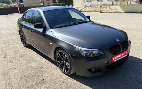 BMW 5 серия, 2007 год, 1 449 000 рублей, 3 фотография