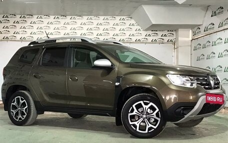 Renault Duster, 2021 год, 1 998 000 рублей, 2 фотография