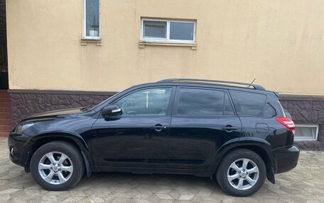 Toyota RAV4, 2011 год, 1 850 000 рублей, 2 фотография