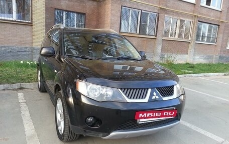 Mitsubishi Outlander III рестайлинг 3, 2008 год, 1 300 000 рублей, 3 фотография